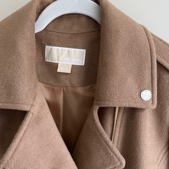 MICHAEL KORS Women's Asymmetrical Zip Up Belted Wrap Dark Camel Coat Size L NWT - Picture 2 of 5
